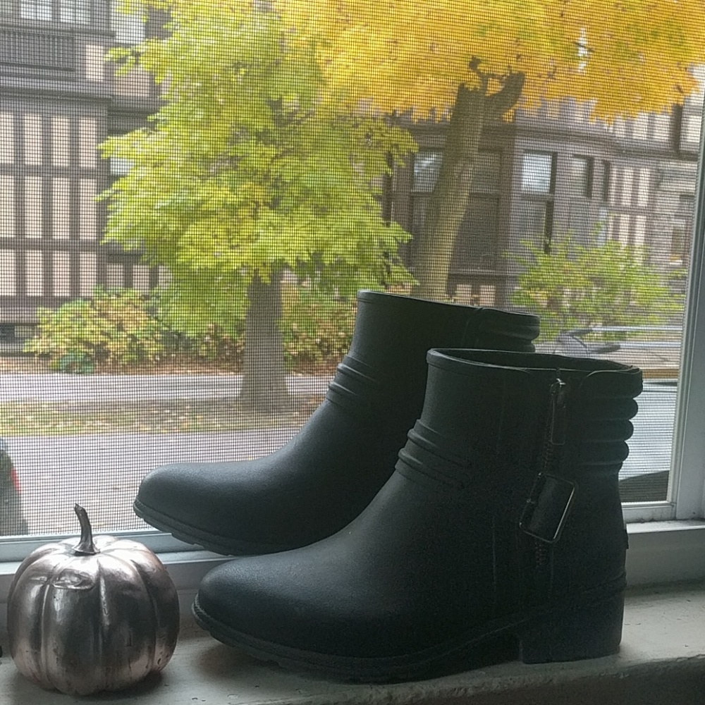 Sperry Boots